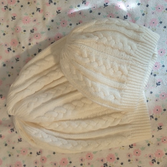 Mommy & Me - Matching Beanies - Picture 4 of 6